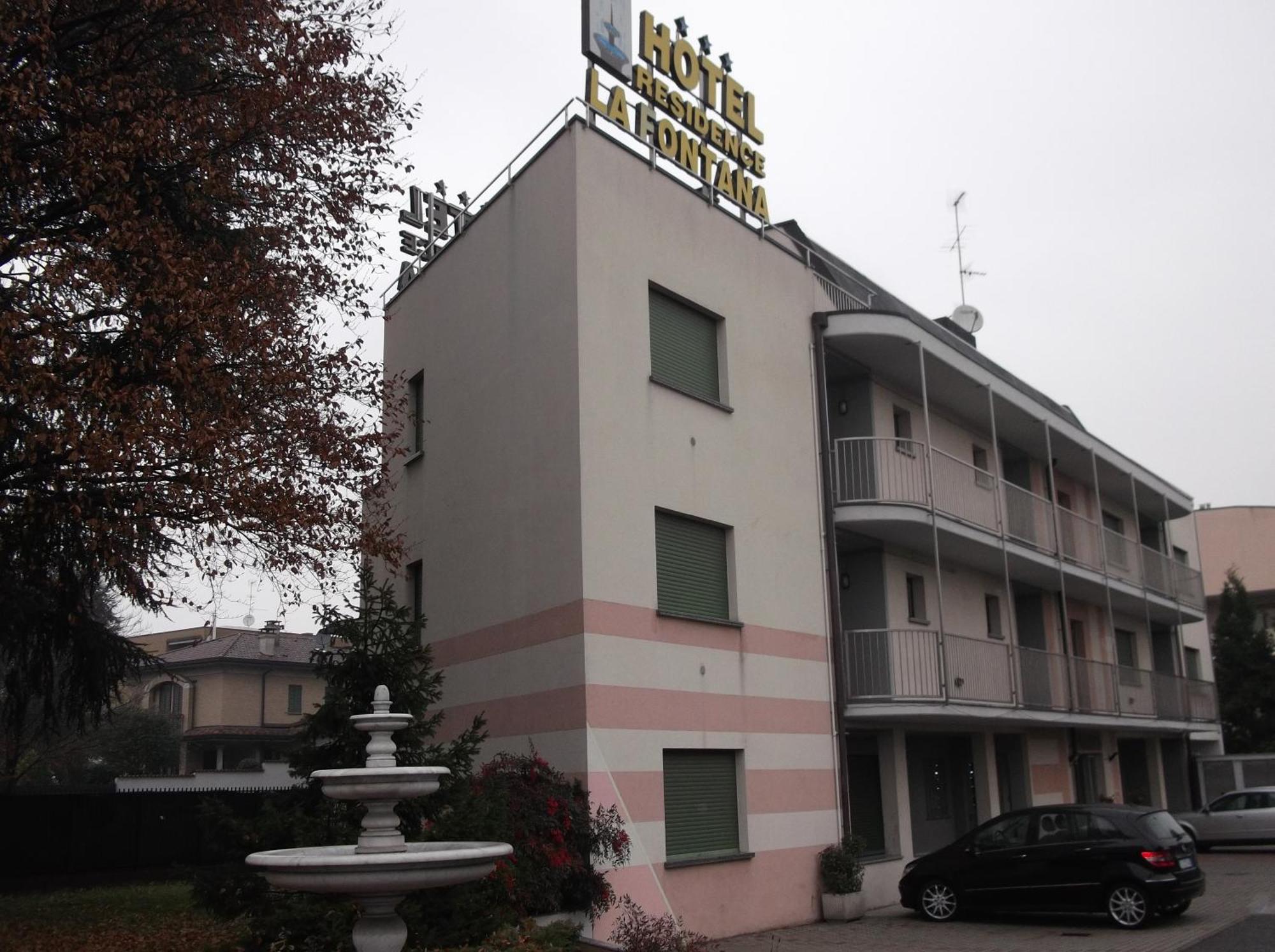 Hotel Residence La Fontana Mariano Comense Luaran gambar