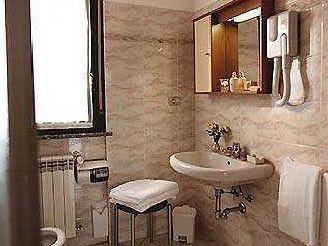 Hotel Residence La Fontana Mariano Comense Luaran gambar